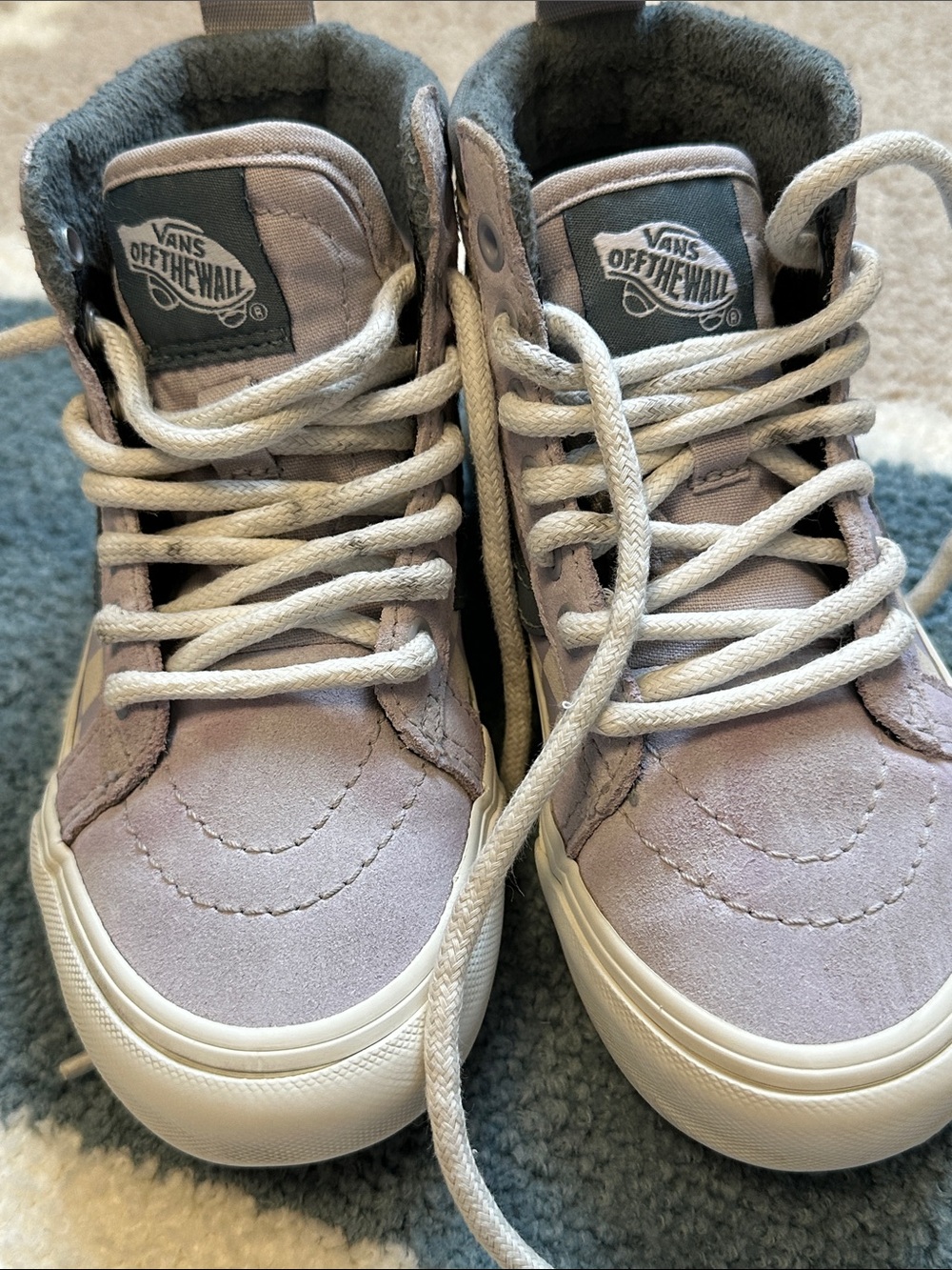 Vans - Picture 10 of 12